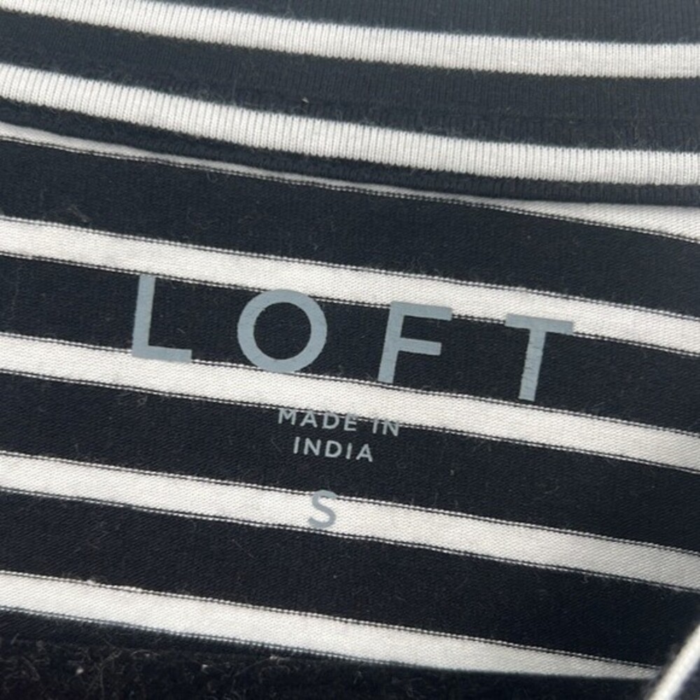 Loft Striped Long Sleeve Blouse Size Small Floral Embroidery Detail - Picture 5 of 7